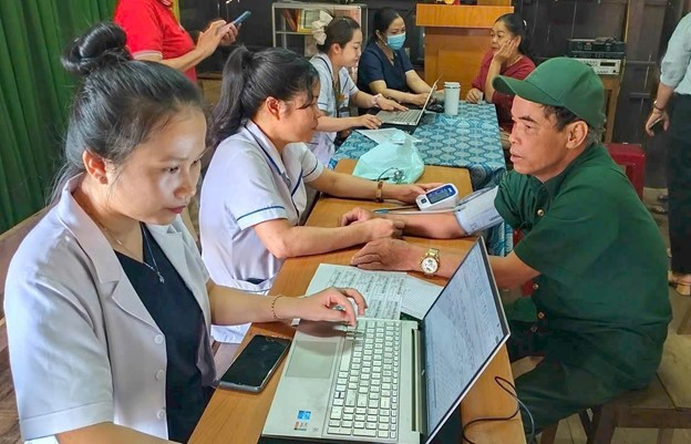 Phường Ea Kao tổ chức khám sức khỏe định kỳ cho Nhân dân đợt 1 năm 2026