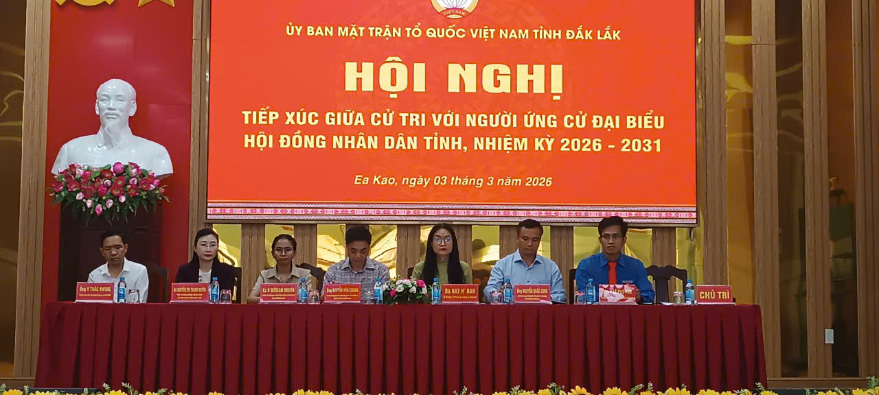 Hội nghị tiếp xúc cử tri với người ứng cử đại biểu HĐND tỉnh, đơn vị bầu cử số 17