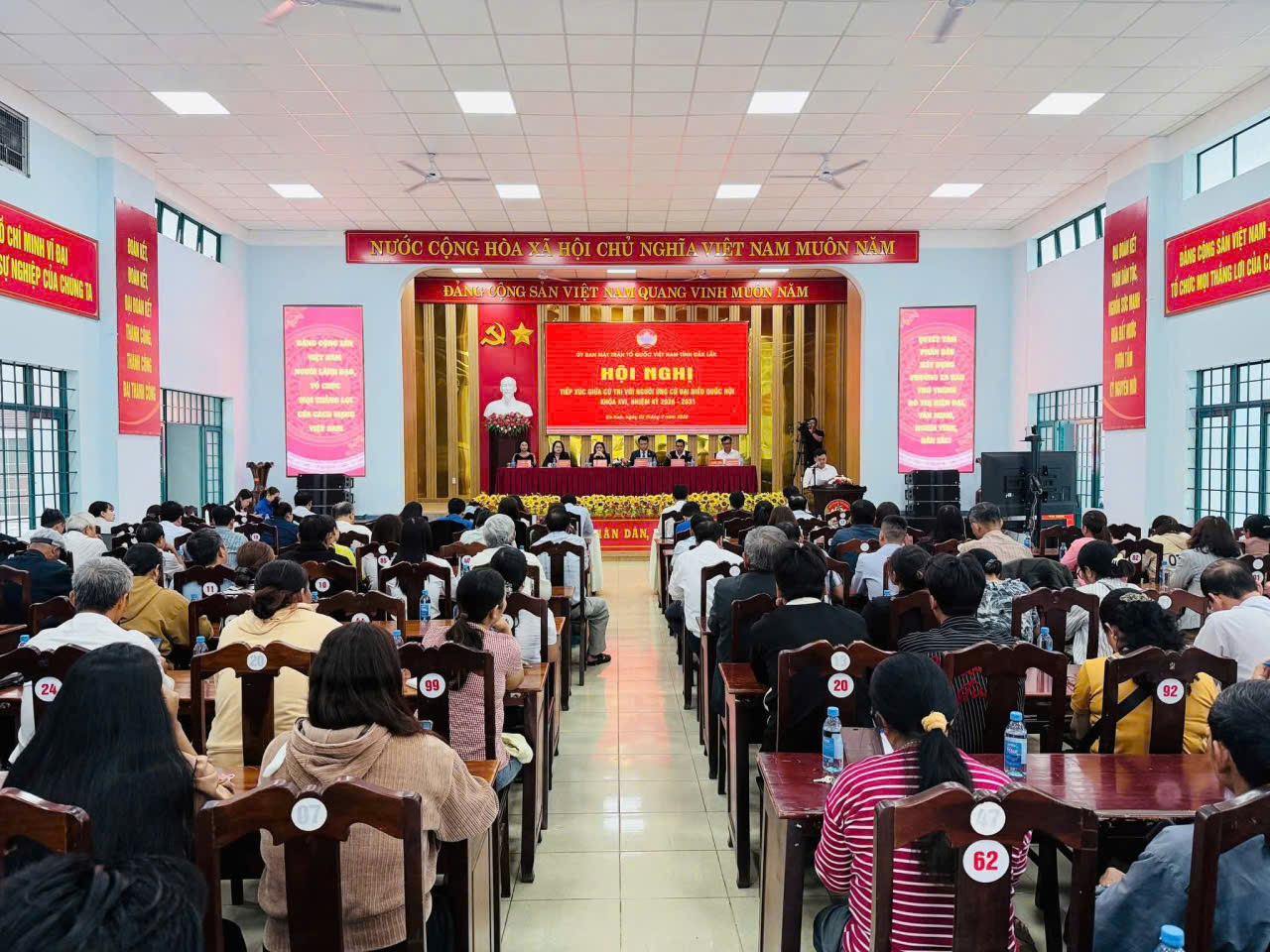 Hội nghị tiếp xúc cử tri với người ứng cử đại biểu Quốc hội Khóa XVI, đơn vị bầu cử số 3 - tỉnh Đắk Lắk