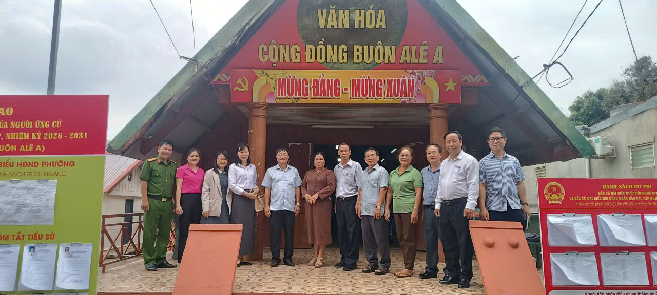 Đoàn giám sát số 17 - HĐND tỉnh Đắk Lắk làm việc với Ủy ban bầu cử phường Ea Kao