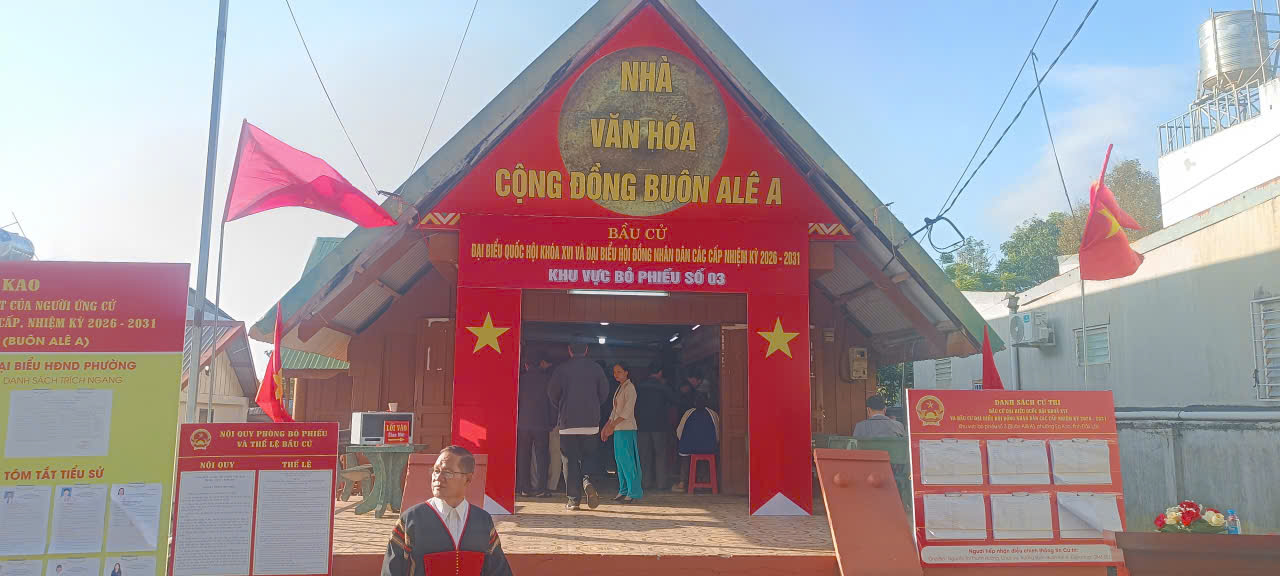 Phường Ea Kao tưng bừng ngày hội non sông