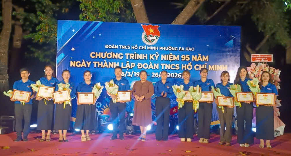 Ban Chấp hành Đoàn phường Ea Kao: Lễ kỷ niệm 95 năm Ngày thành lập  Đoàn TNCS Hồ Chí Minh (26/3/1931-26/3/2026)