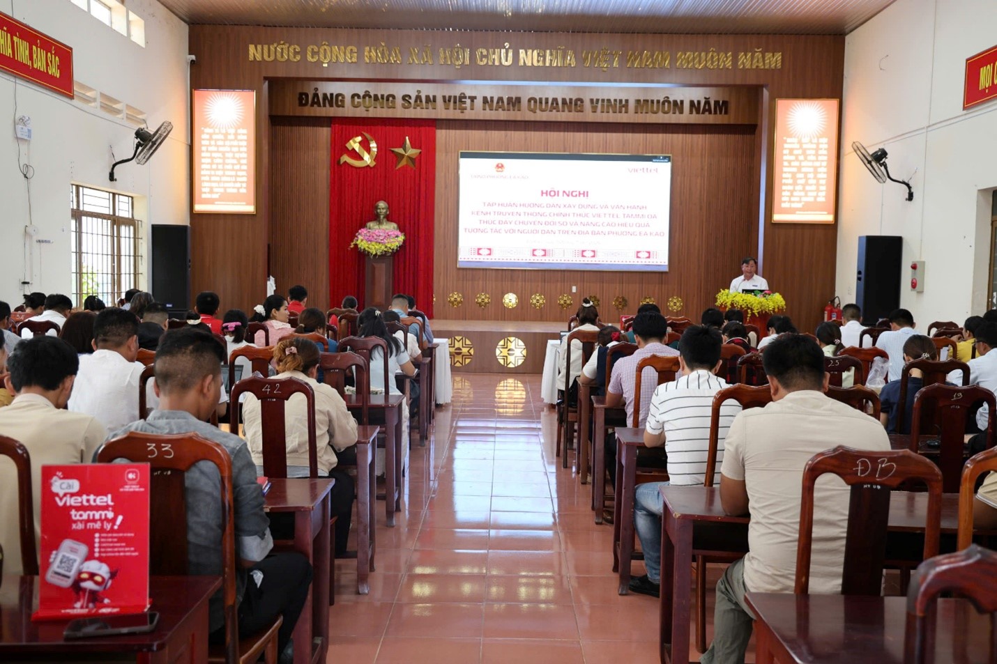 PHƯỜNG EA KAO TẬP HUẤN NỀN TẢNG CUỘC SỐNG SỐ NHẰM NÂNG CAO HIỆU QUẢ ĐIỀU HÀNH VÀ TƯƠNG TÁC VỚI NGƯỜI DÂN