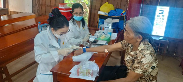 PHƯỜNG EA KAO TỔ CHỨC KHÁM SỨC KHỎE ĐỊNH KỲ ĐỢT 1 NĂM 2026 CHO NHÂN DÂN TẠI CÁC BUÔN