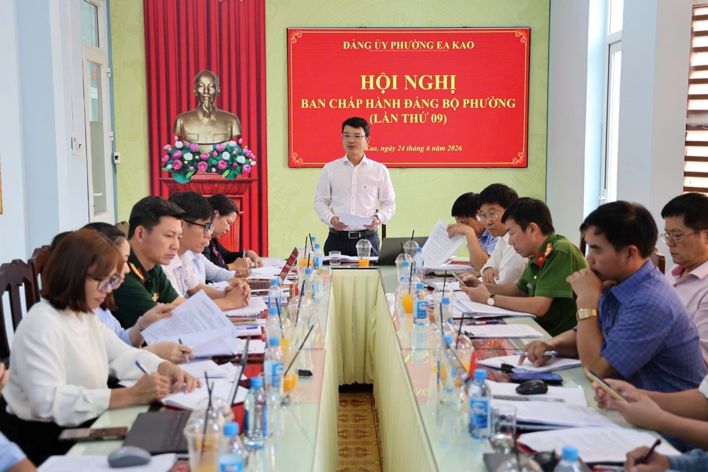ĐẢNG ỦY PHƯỜNG EA KAO TỔ CHỨC HỘI NGHỊ BAN CHẤP HÀNH ĐẢNG BỘ PHƯỜNG LẦN THỨ 9 (MỞ RỘNG)