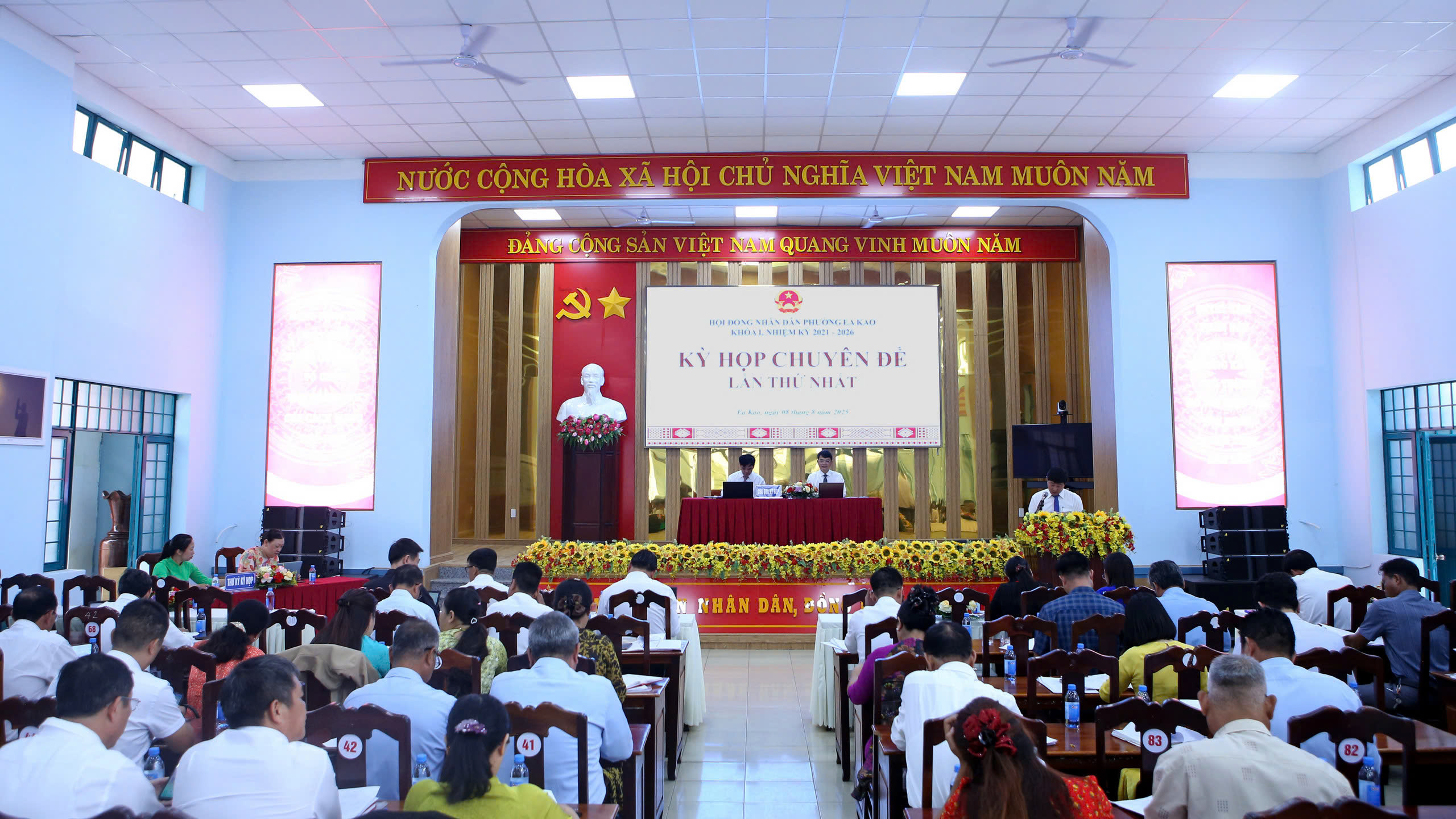 HĐND phường Ea Kao tổ chức Kỳ họp chuyên đề lần thứ Nhất, khóa I, nhiệm kỳ 2021 - 2026